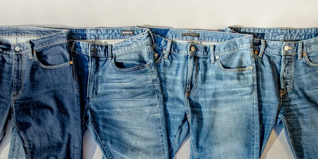 На что стоит обратить внимание при покупке мужских джинсов