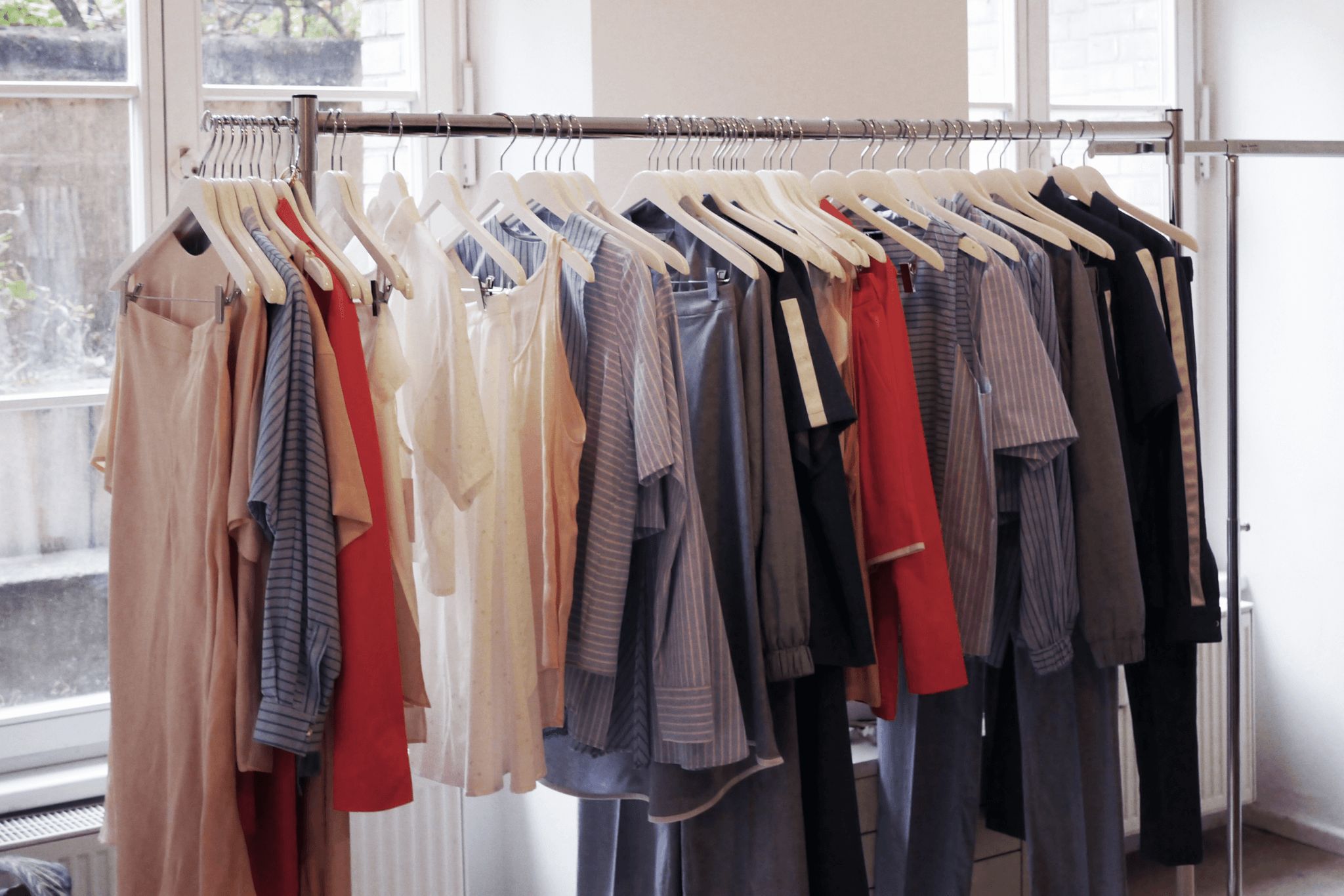 Чем выгодна покупка брендовой одежды